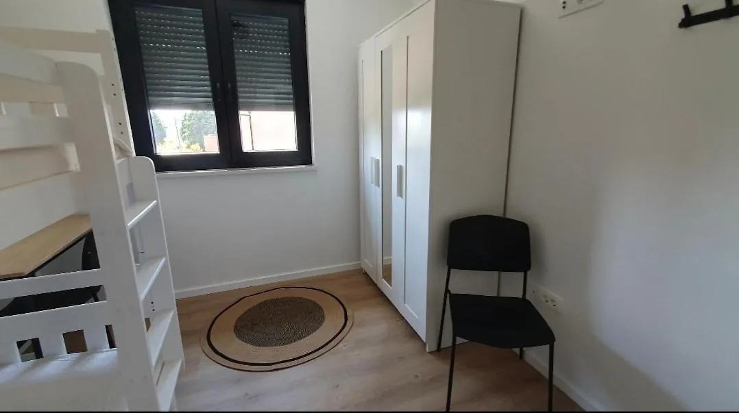 Guesthouse Mona Kastela Apartment
