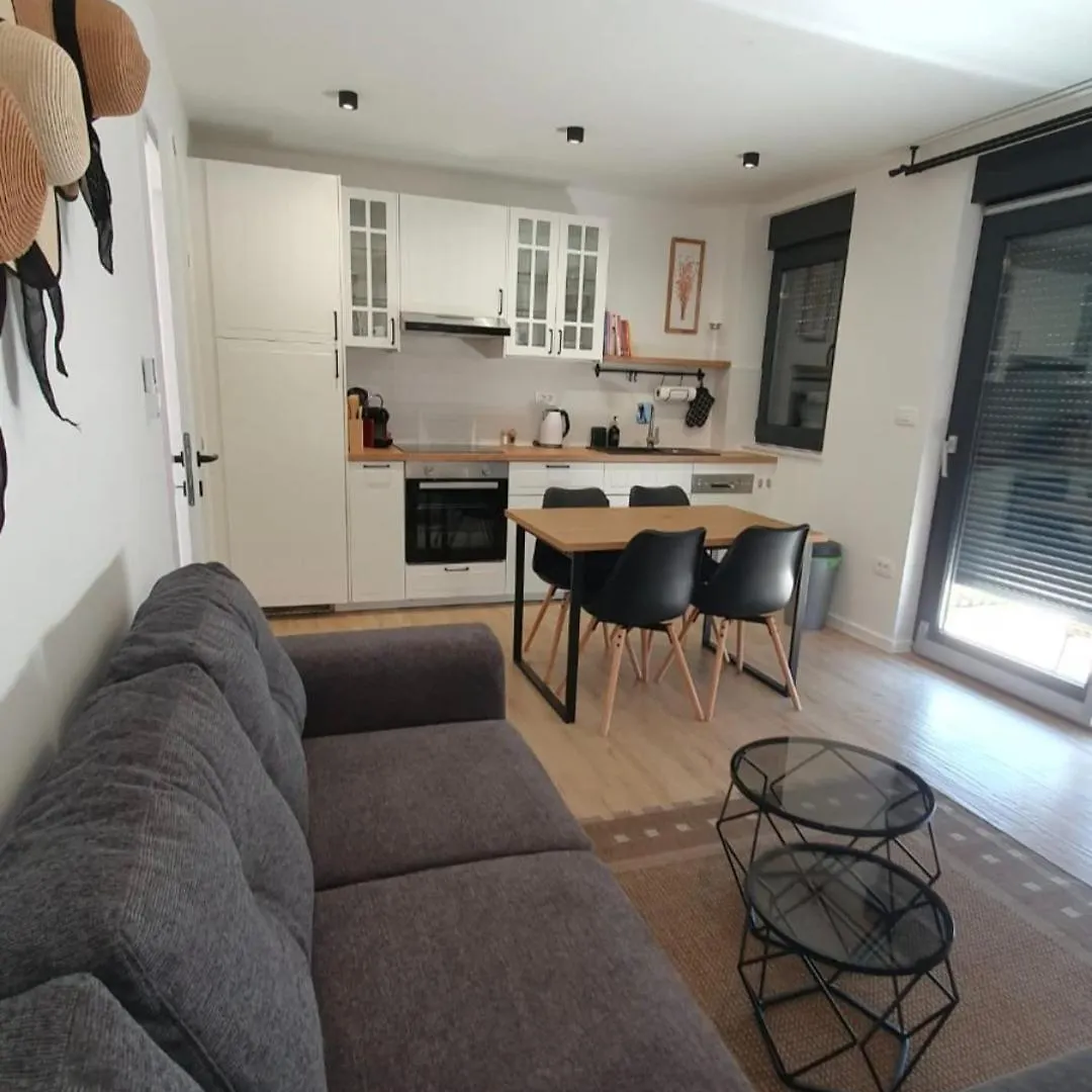 Guesthouse Mona Kastela
